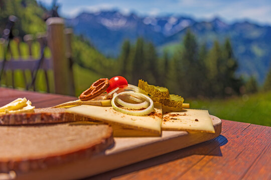 K&auml;sebrot - Allg&auml;u - Brotzeit - Alpe - Einkehr - Bergk&auml;se