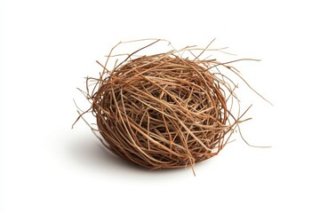 Obraz premium Single tumbleweed resting on white background showcasing its unique shape and texture in a minimalist presentation ideal for various artistic and design contexts