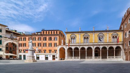 Naklejka premium Piazza dei Signori, Verona, Italy