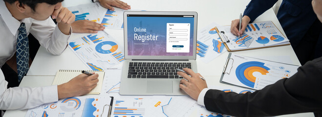 Online registration form for brisk form filling on the internet website