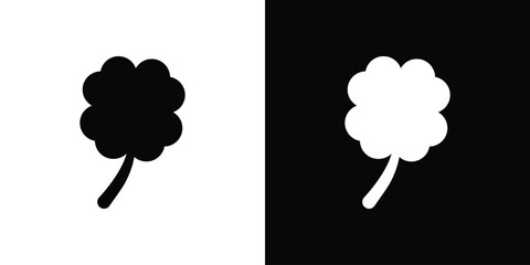 Four leaf clover icon illustration. icon templates pack.