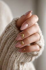 Beauty Manicure Nails Fashion Style Hands Aesthetic Gel Polish Decor Shimmer Art Glam Feminine Accessories Cute Modern Standout Sparkly Pink Gold Jewelry Spring Fall Cozy Sweater Chic Luxurious