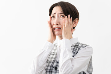 事務制服を着た若い女性　ビジネスイメージ.
