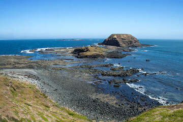 Right Point Coastal Landscape, Phillip Island, Victoria, Australia — Rocky Shoreline and Ocean Views