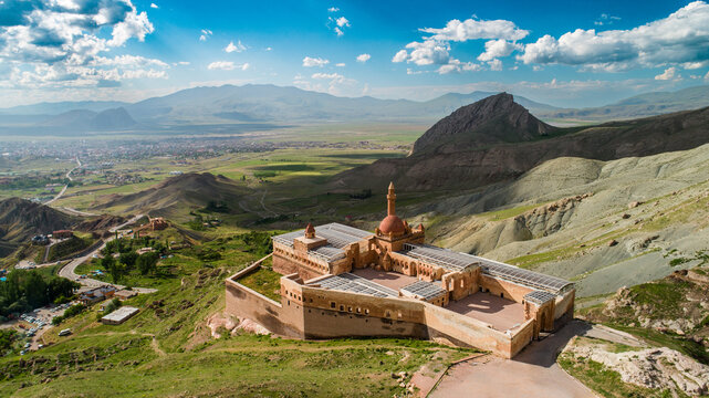 A close-up drone photo of the Ishak Pasha Palace near the Doğubayazıt district of Agri Province, Turkey. Agri, Turkey.