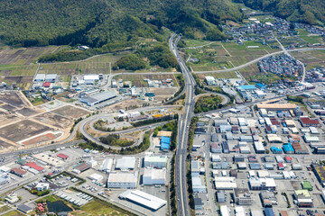 山形自動車道の山形北インターチェンジ付近を空撮