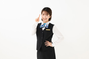 お勧めポーズをする制服を着た女性