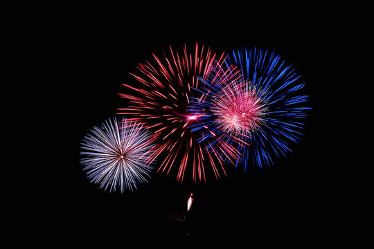 group of fireworks exploding in the night sky9