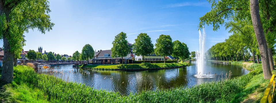 Blick auf Sluis, Niederlande 