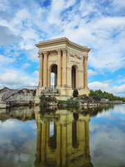 Obraz premium The Water castle (chateau d'eau) in the Promenade du Peyrou in the city of Montpellier
