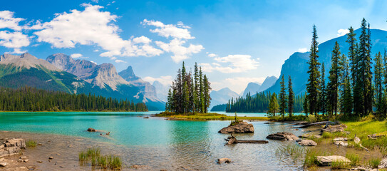 Spirit Island on Maligne Lake in Jasper, Alberta, Canada