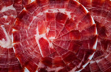Jamón ibérico de bellota recién cortado