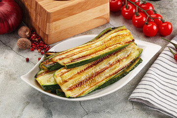 Grilled zucchini with olive oil