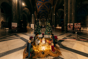 Christmas symbols in Basilica di Santa Maria Sopra Minerva