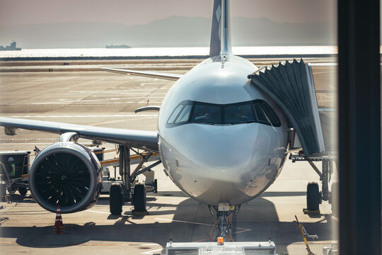 airplane with ground operation at airport