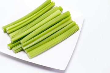 Palitos de apio para picotear