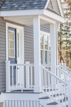 modern entrance to front door