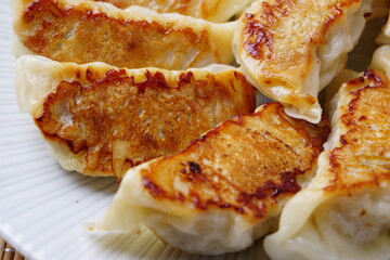 焼き餃子