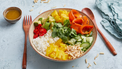 Reissalat mit Karottenlachs