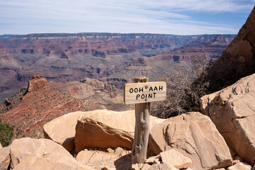 South Kaibab Trail to Ooh Aah Point, Grand Canyon. Pohled. Arizona, Utah. Podpis s npisem Ooh Aah Point.