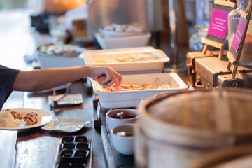 scooping the food, catering, dinner time