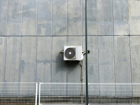 Condenser unit Wall