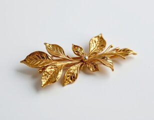 single gold brooch on a white background, in a refined style, with sharp details, minimal reflection, studio glow, high resolution