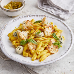 Pasta mit Frischkäse