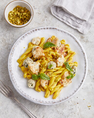 Pasta mit Frischkäse