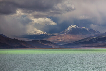 Obraz premium Lake in Argentina