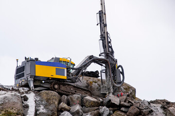 Surface Drill Rig for Quarrying and Construction
