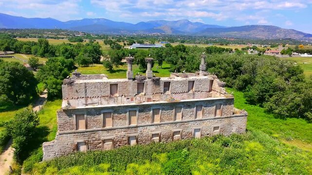 Storks, Stork, Ruins, Stork's nest, Stork chick, Stork in Spain, Ancient palace, Drone footage, Nesting, Chicks, Wildlife, Nature, Birds, Flying, Feathers, Wings, Beak, Breeding, Hatchlings, Stone wal
