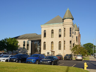 Memorial Hall, 89 West Hill Street, Wabash, Indiana, United States