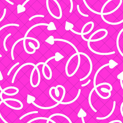 Seamless pattern of rounded arrows with hearts on the tips on a pink background