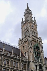 Fototapeta premium Munich's town hall tower on Marienplatz, with its famous carillon