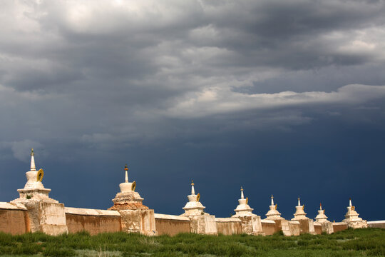 The walls of Erdene Zuu monastery with its 108 stupas, Karakorum, Mongolia