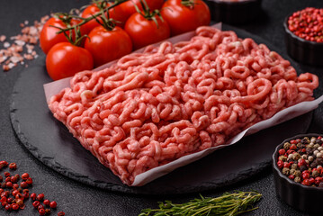 Raw ground beef or pork as an ingredient for burgers. Raw minced meat