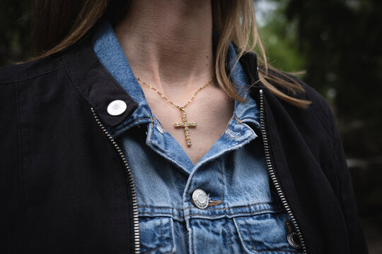 young christ woman in the park