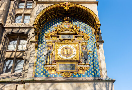 Conciergerie clock - oldest public clock in Paris, France