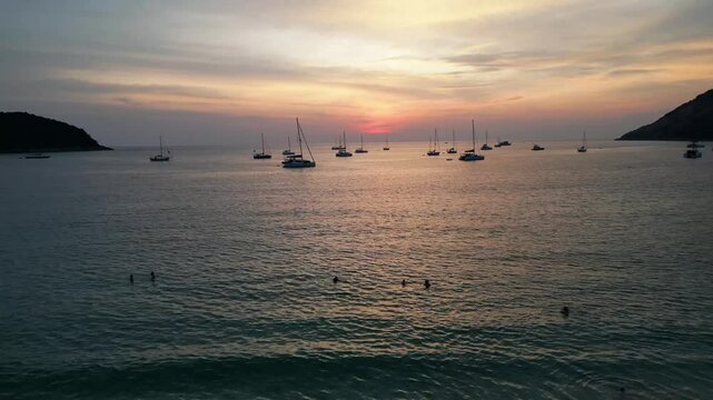 Sonnenuntergangsstimmung in Thailand., Phuket.