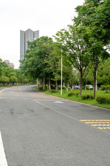 Naklejka premium Empty urban road and buildings in the city