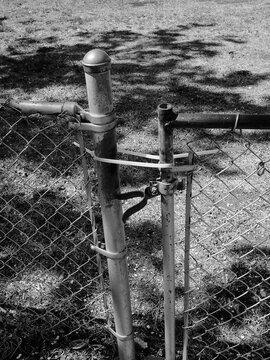 Zip tie fence