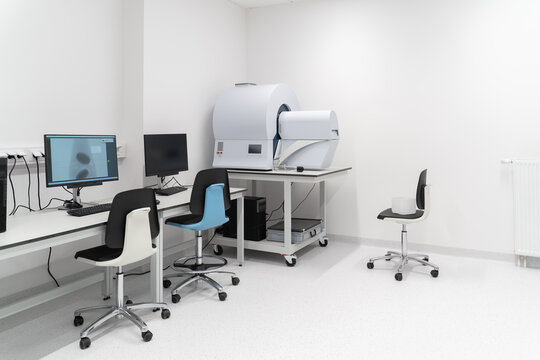 Modern Empty Vivarium Lab Room