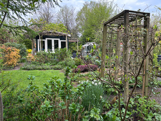 shed and arbour in garden