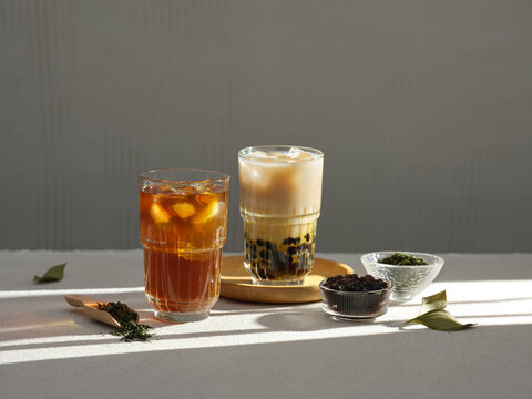 An appealing scene of iced teaTwo beautifully presented iced tea