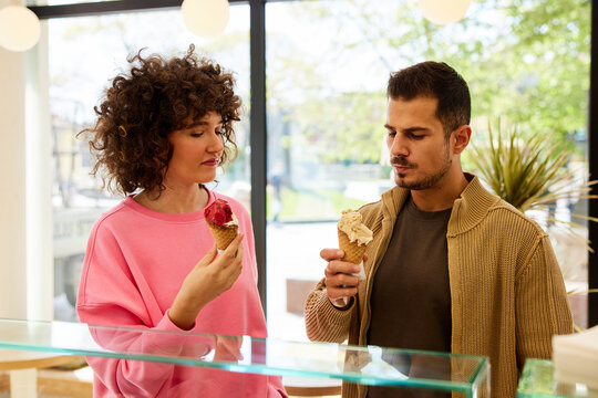 Friends are trying out ice cream