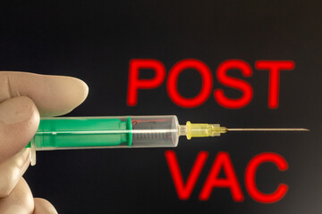 Symbolbild Post Vac. Nahaufnahme einer Injektionsnadel