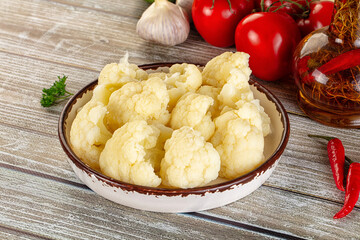 Vegan cuisine Steamed cauliflower cabbage