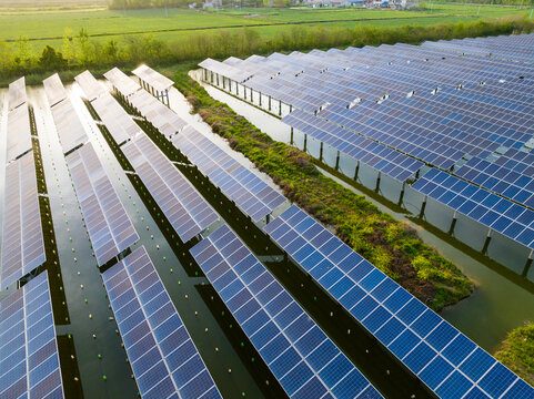Floating Solar Panels on Water Surface