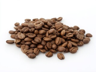 Naklejka premium Pile of roasted coffee beans on white background 